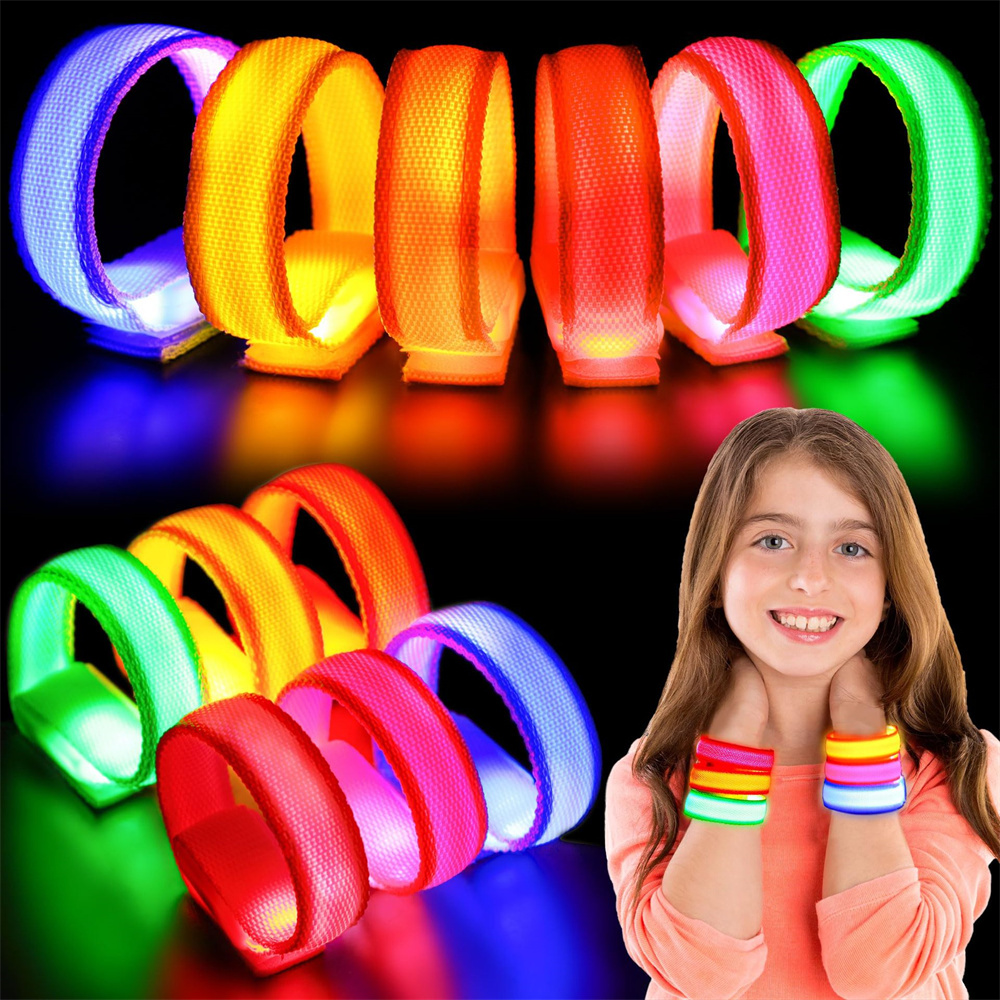 Coordinates Bracelet - سوار نايلون عاكس LED ، شارة