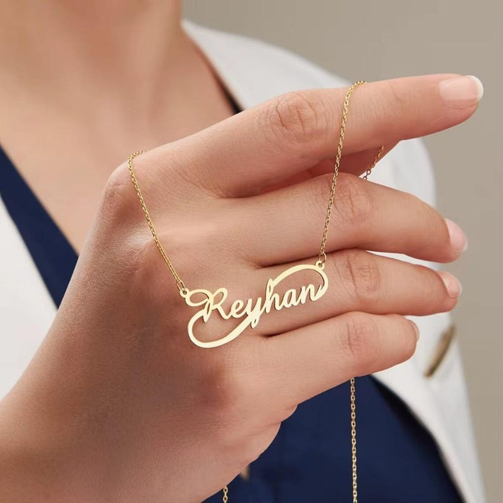 Birth Flower Necklace - قلادة اسم مخصصة بتصميم لانهائي مطلية