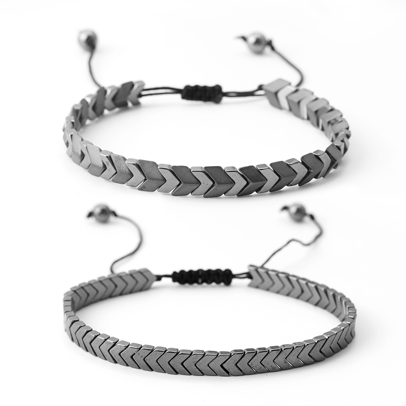 سوار هيماتيت من الحجر الأسود ل - مراجعة Coordinates Bracelet وسعره
