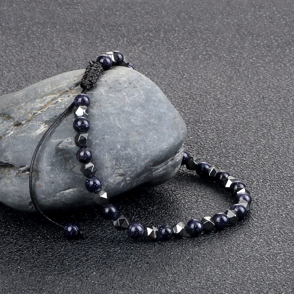 بساطتها الهيماتيت سوار غير الن - مراجعة Coordinates Bracelet وسعره