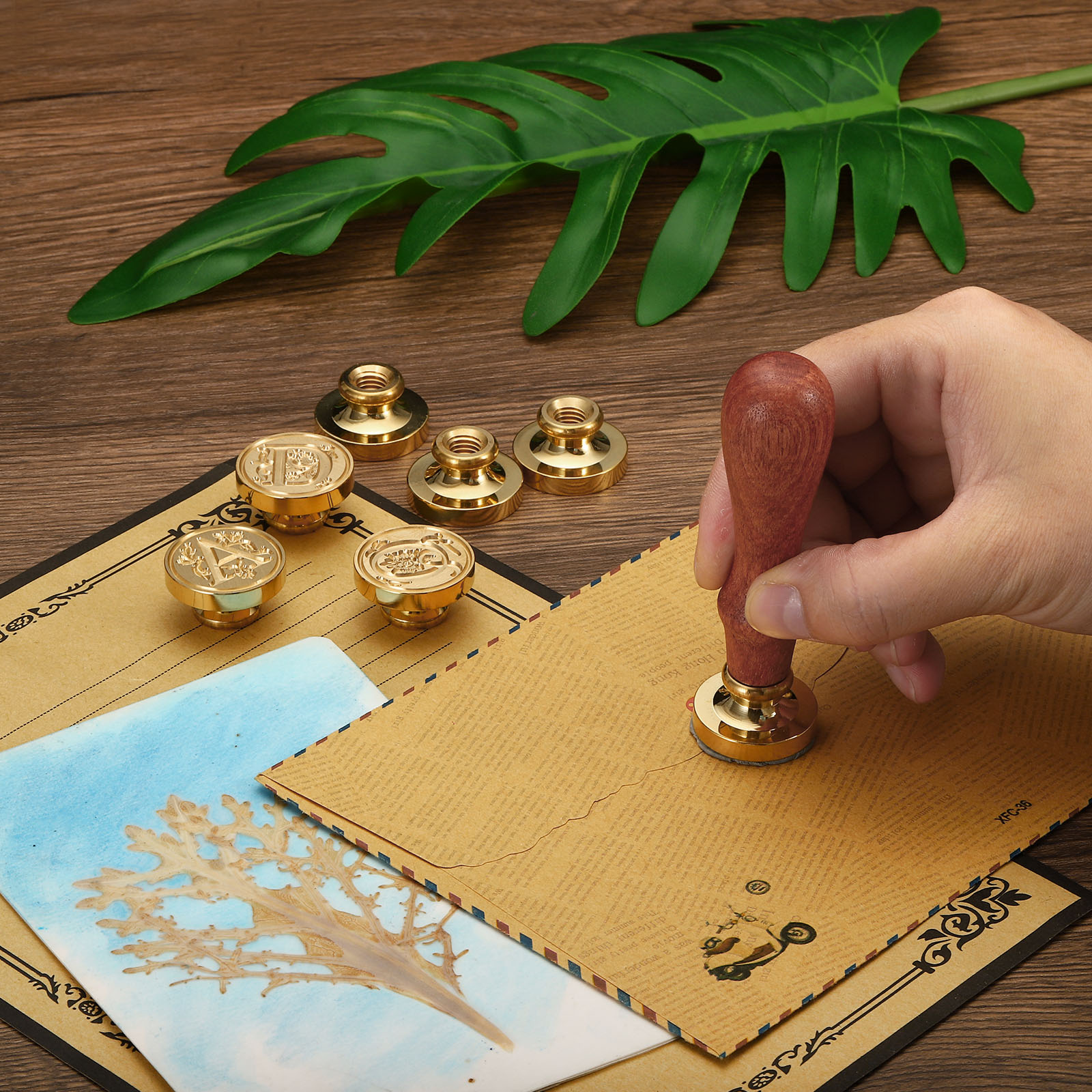 طقم ختم شمعي للحروف الأبجدية،  - مراجعة Wax Seal Letter Kit وسعره