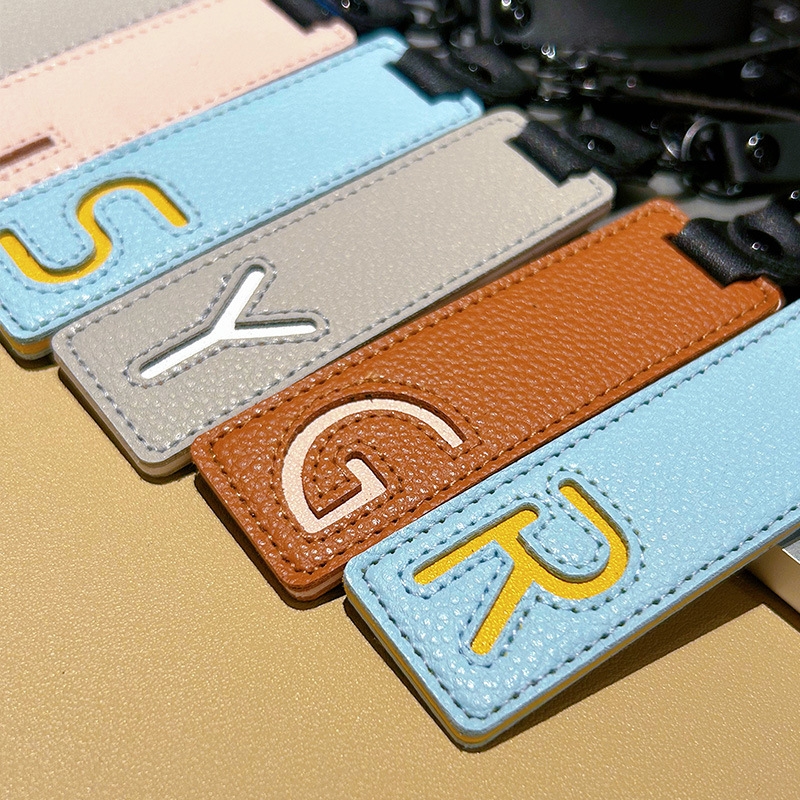 الكلاسيكية بو الجلود المفاتيح  - مراجعة Monogram Keychain Leather وسعره