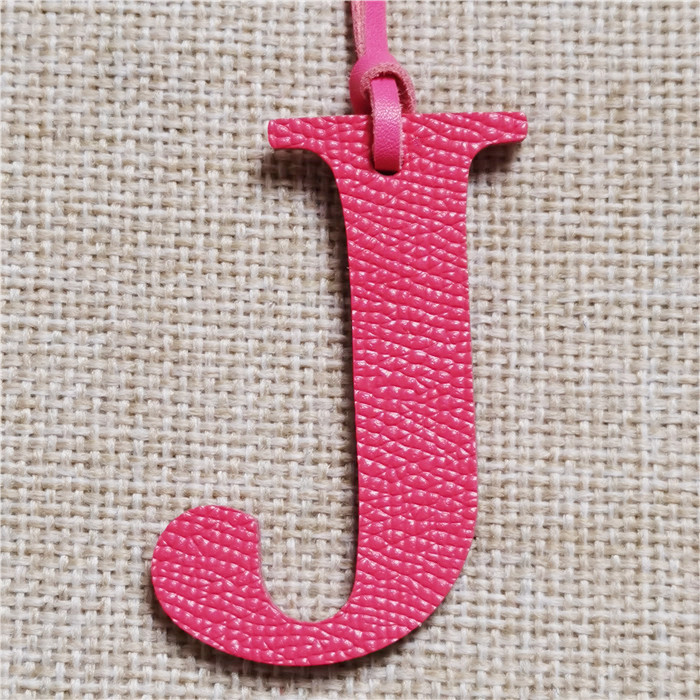 الإنجليزية رسالة H I J K L M N - مراجعة Monogram Keychain Leather وسعره