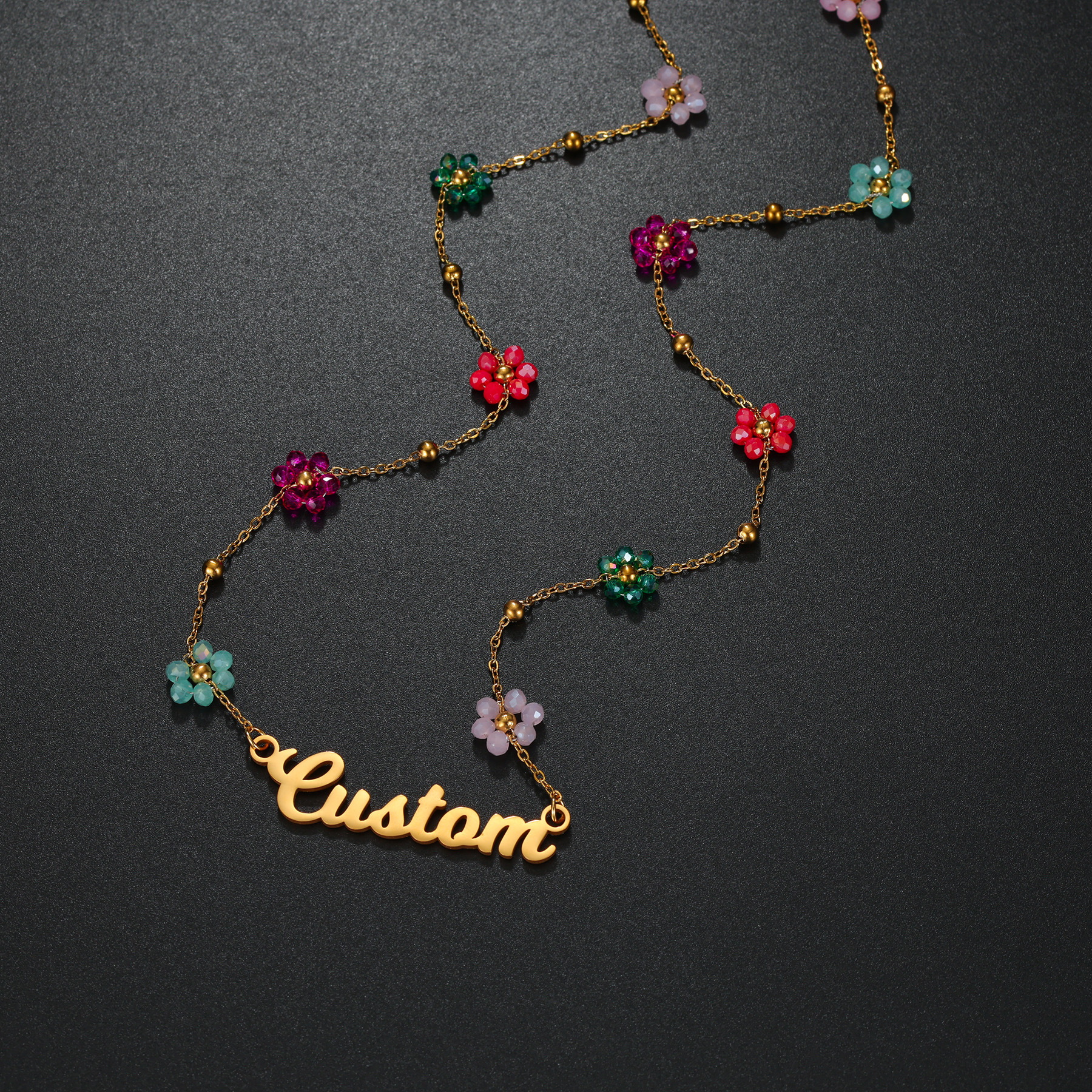 مجموعة مجوهرات مخصصة بالاسم من - مراجعة Birth Flower Necklace وسعره