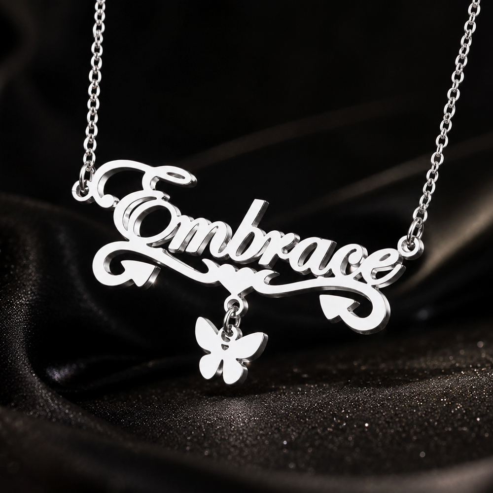 قلادة مخصصة على شكل فراشة للنس - مراجعة Name Necklace Custom وسعره